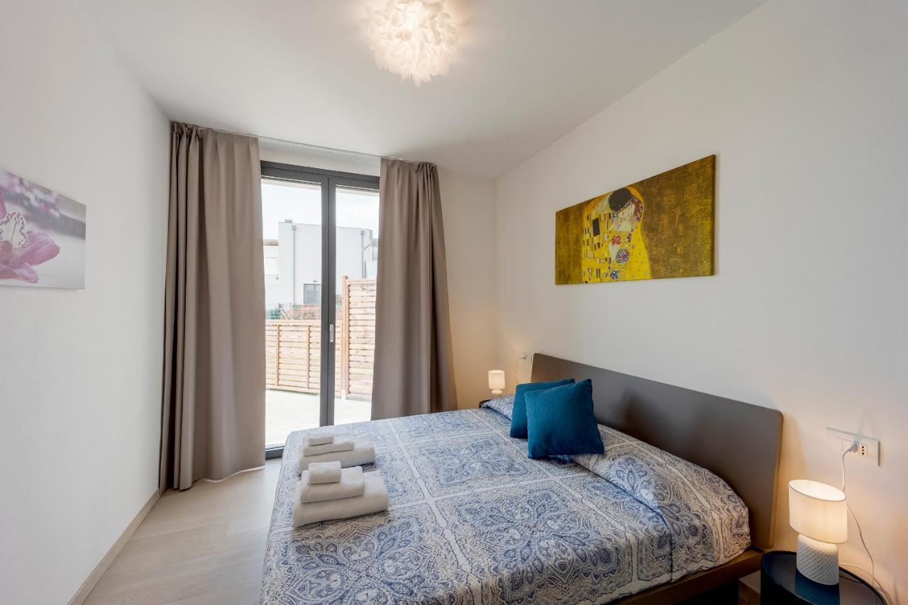 Aregai Marina Exclusive Seaside Apartments Santo Stefano al Mare Exterior foto