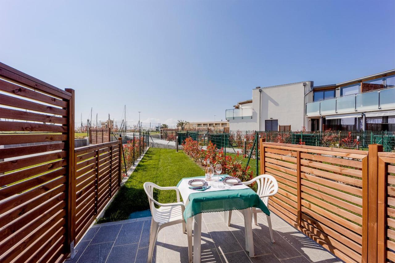 Aregai Marina Exclusive Seaside Apartments Santo Stefano al Mare Exterior foto