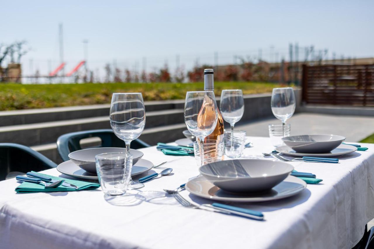 Aregai Marina Exclusive Seaside Apartments Santo Stefano al Mare Exterior foto