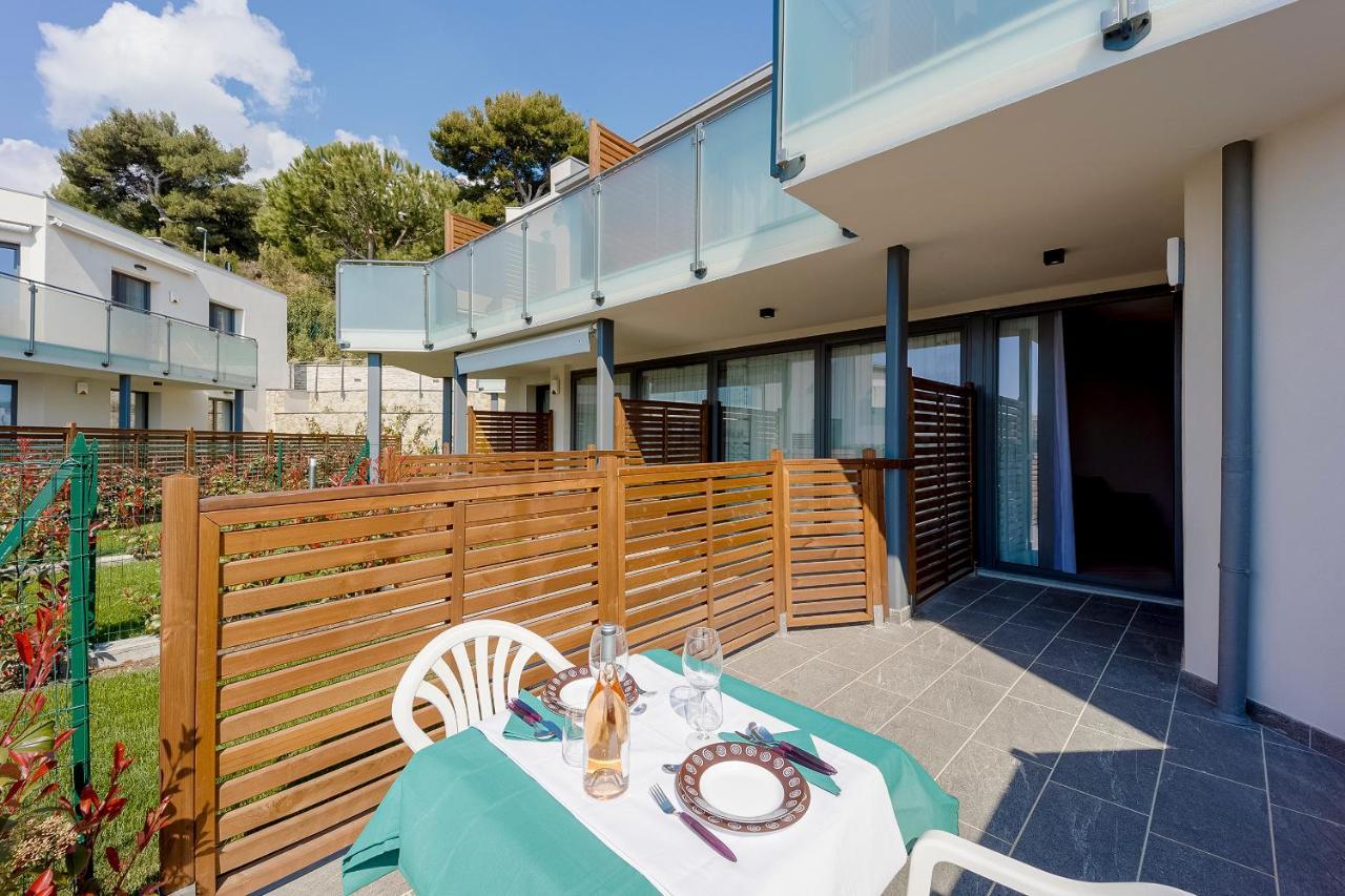 Aregai Marina Exclusive Seaside Apartments Santo Stefano al Mare Exterior foto